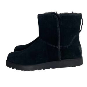 NWOB UGG Black Cory II Suede Shearling Boots 6